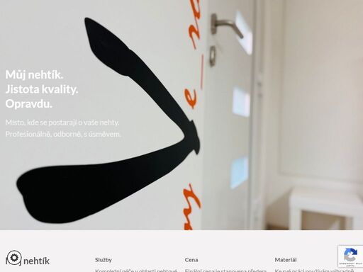 kompletní péče v oblasti nehtové modeláže a nehtového designu včetně poradenství, úpravy gelových nehtů a permanentní lakování.