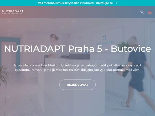 <p>naši poradnu najdete na praze 5, přímo v obchodním centru galerie butovice, nedaleko od stanice metra nové butovice. otevřeno máme v pracovní dny od 9 do 20 hodin. snažíme se tak vyjít vstříc časovým možnostem klientů.</p>
<p>na recepci se vás s úsměvem ujme naše asistentka. a pokud se objednáte přes formulář níže, tak vám co nejdříve zatelefonuje a domluví s vámi termín návštěvy. po odborné stránce se pak o vás postarají naši výživoví poradci.</p>
<p> </p>
<p><strong>představí vám nejpokročilejší výživový systém zaměřený na řízení hmotnosti člověka a také, jak funguje. hlavně vás ale se zájmem sobě vlastním vyslechnou, zjistí, co vás trápí, a pokusí se najít řešení. </strong></p>
<p>v naší poradně se budete cítit doslova jako doma a společně dosáhneme vaší vysněné váhy či zlepšení zdraví a kondice. těší nás, že máme mnoho spokojených klientů. váš úspěch je naše radost. přijďte se přesvědčit a objednejte se k nám.</p>