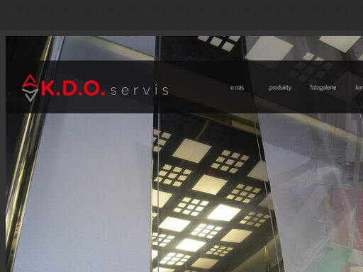 webové stránky malé firmy na jižní moravě, která se zabývá výtahovými kabinami.