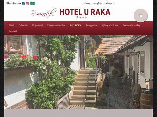 www.hoteluraka.cz