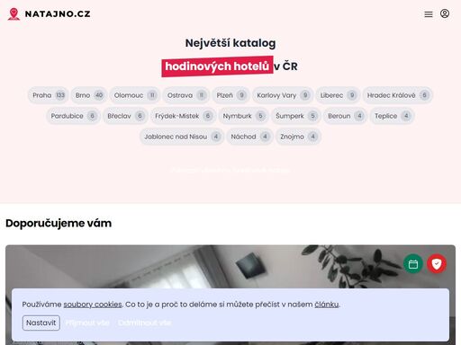 přes 450 přehledně seřazených azylů s možností anonymní online rezervace.