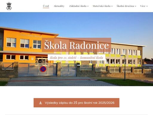 vědomě a záměrně jak výukou, tak svým prostředím, vnitřním životem i vztahy s rodiči místem, které přispívá k formování osobnosti žákavytvářet vysoce motivující prostředí, které výrazně ovlivní rozvoj představ, vnímání a činy všech, kteří ve škole žijí, učí se, pracují a hrají siotevřená rodičůmpodporovat komunikaci a spolupráci pedagogů realizovat...