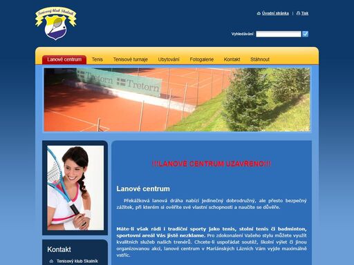 ve velmi krásném sportovním areálu tenisového klubu skalník se nachází sedm tenisových kurtů. pět antukových dvorců a dva s umělým kobercem, které jsou v zimním období zakryty nafukovací halou, které jsou temperovány na teplotu cca 14-16 stupňů celsia. lanový park nebo dětský lanáček zakomponovaný do lesního rázu je zejména v sezoně hojně navštěvován rodiči s dětmi, skupinami školáků ze základních a středních škol. levné ubytování se snídaní i aktivní rekreace pouze 500m od lázeňské kolonády. k dispozici je 10 lůžek na úrovni penzionu a 20 lůžek v podobě ubytovny. volnočasové aktivity pro mládež, tenisová škola, letní tenisový kemp, možnost pořádání tenisových podnikových turnajů, možnost školení zaměstnanců, 40 míst k sezení pro malé oslavy, dostupnost internetu, obsluha, teplá i studená kuchyně. v roce 2015 oslaví kurty své 120. výročí jejich založení. patří mezi nejstarší tenisové dvorce u nás.