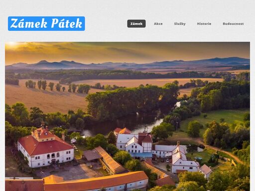 renesenační letohrádek na břehu ohře, později barokně upravený a obklopený hospodářským dvorem